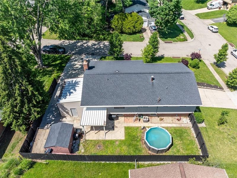 5798 Redbird Court, Riverside, OH 45431 Photo 8