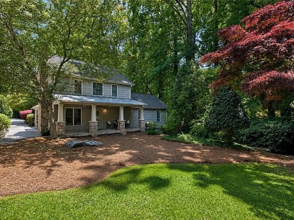 570 Crescent Road , Griffin, GA 30224