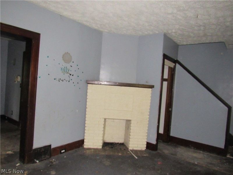 4149 E 139th Street, Cleveland, OH 44105 Photo 3