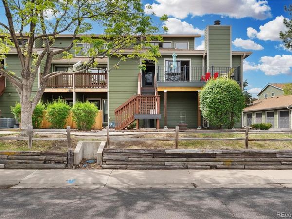 540 S Forest Street, Unit 205, Denver, CO 80246