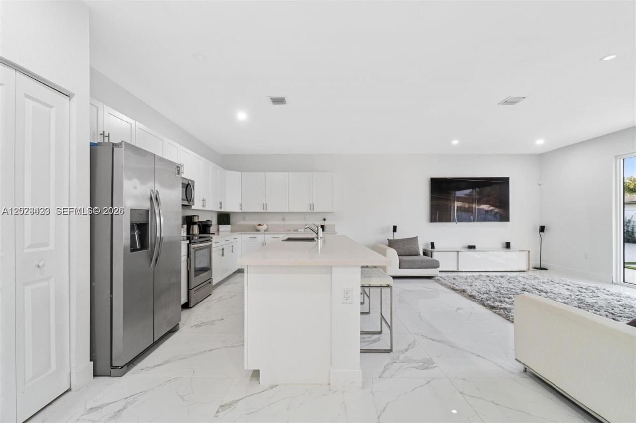 13305 SW 190th Ter , Unit 13305, Miami, FL 33177 Photo