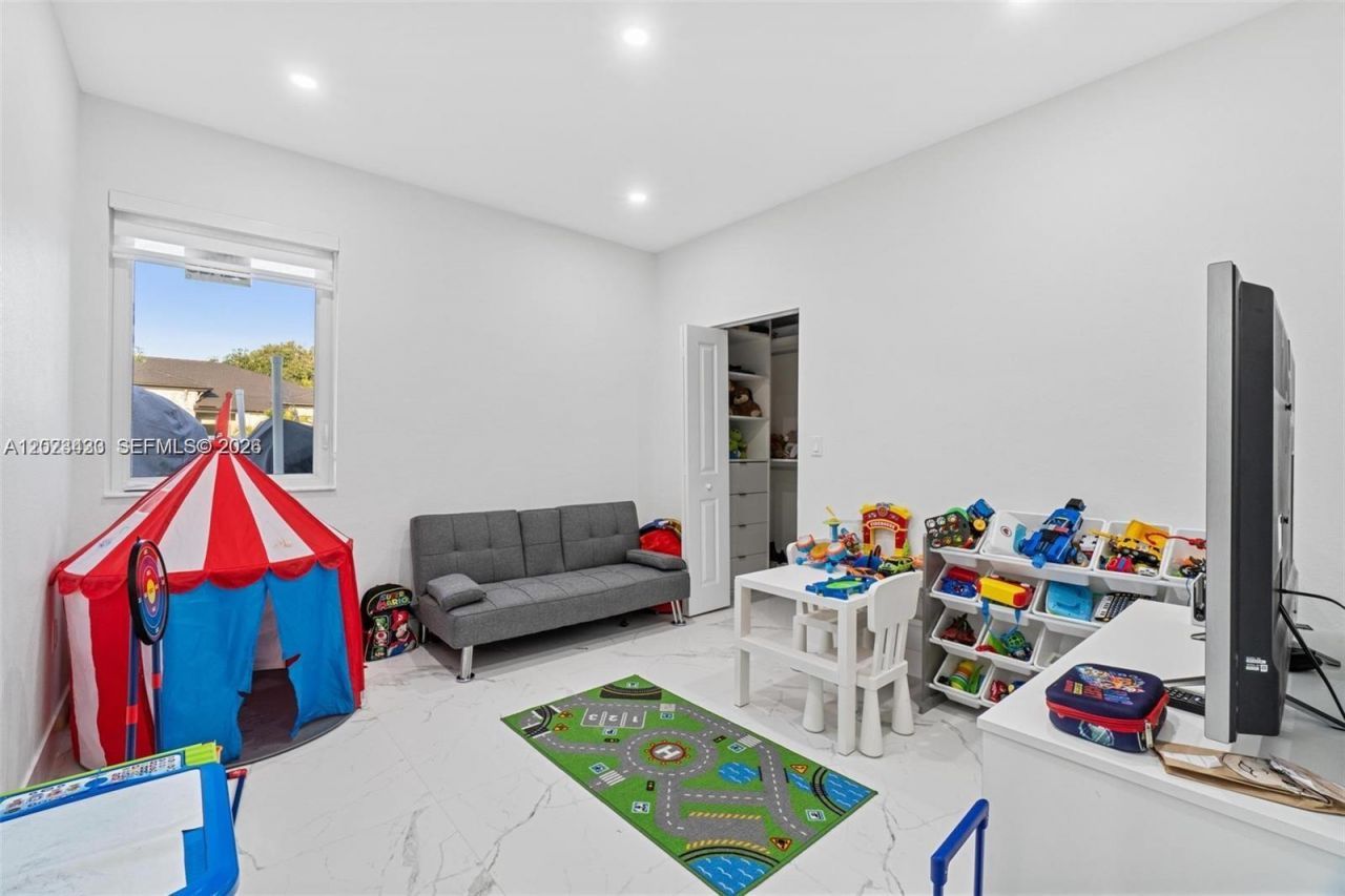 13305 SW 190th Ter , Unit 13305, Miami, FL 33177 Photo