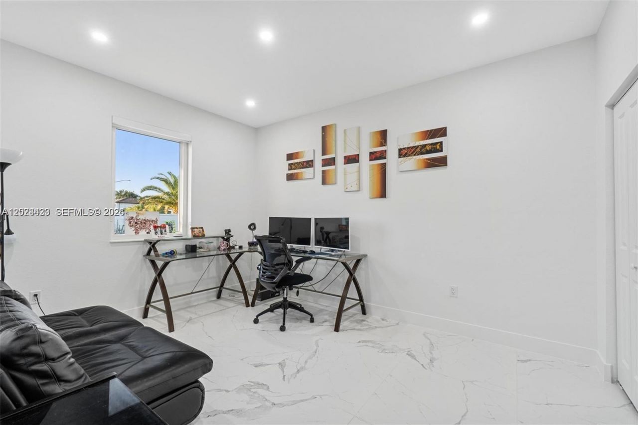 13305 SW 190th Ter , Unit 13305, Miami, FL 33177 Photo