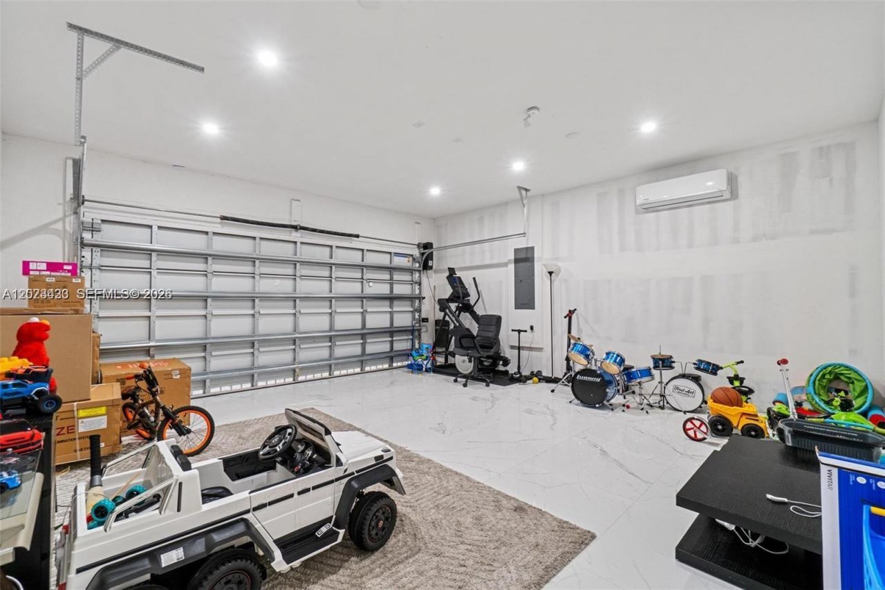 13305 SW 190th Ter , Unit 13305, Miami, FL 33177 Photo