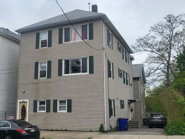 1986-1990 N Main St, Unit 3, Fall River, MA 02720