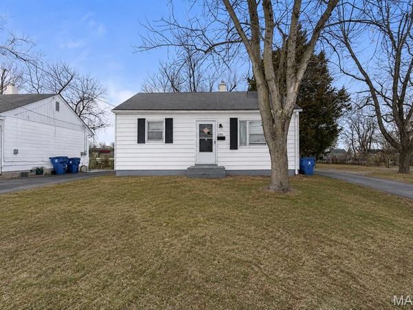 3743 Wright Avenue , St Ann, MO 63074