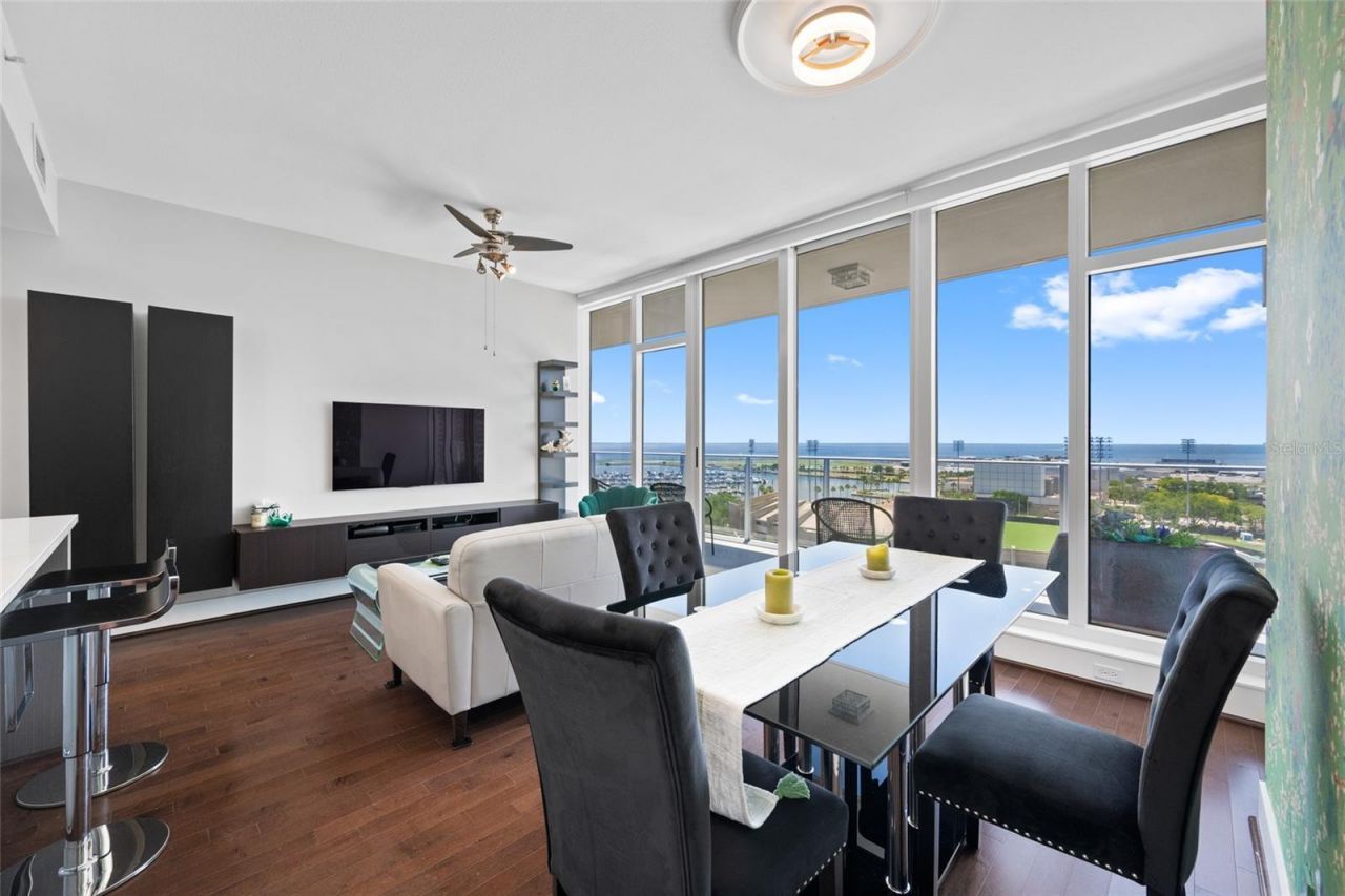 175 1st Street S, Unit 1204, Saint Petersburg, FL 33701 Photo