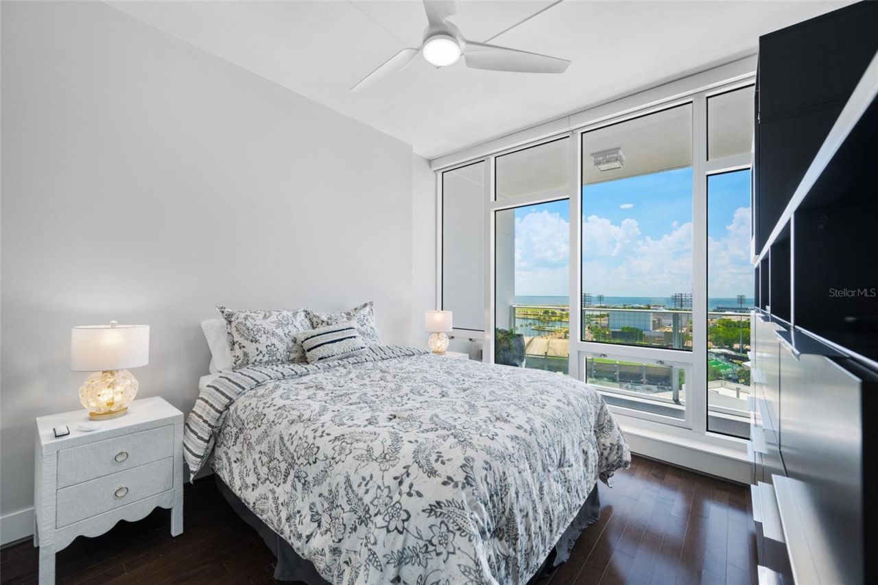 175 1st Street S, Unit 1204, Saint Petersburg, FL 33701 Photo