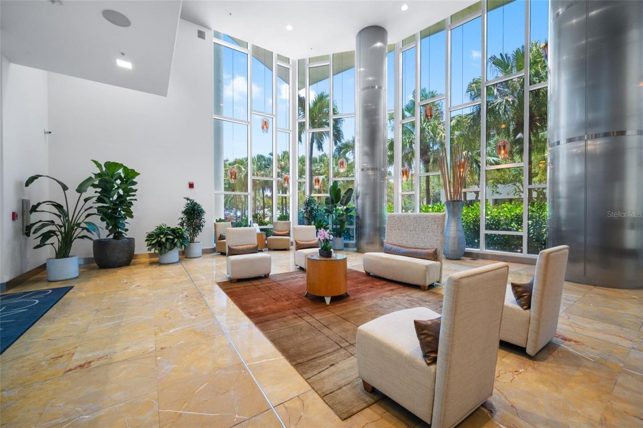 175 1st Street S, Unit 1204, Saint Petersburg, FL 33701 Photo