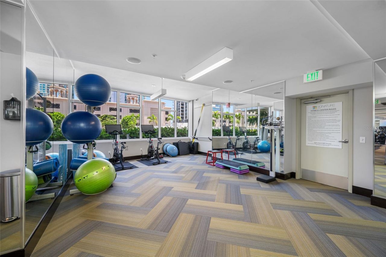 175 1st Street S, Unit 1204, Saint Petersburg, FL 33701 Photo