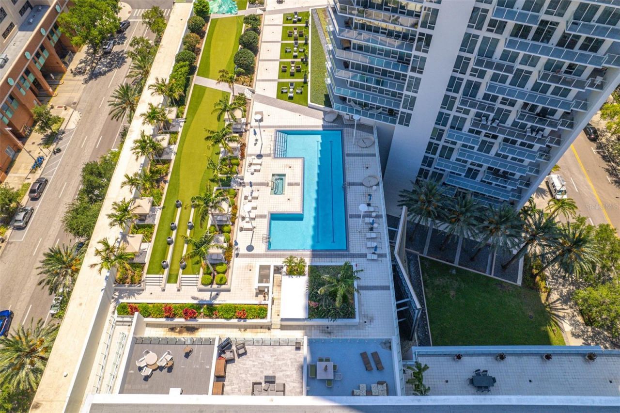 175 1st Street S, Unit 1204, Saint Petersburg, FL 33701 Photo