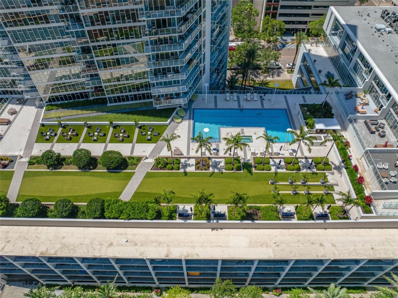 175 1st Street S, Unit 1204, Saint Petersburg, FL 33701 Photo