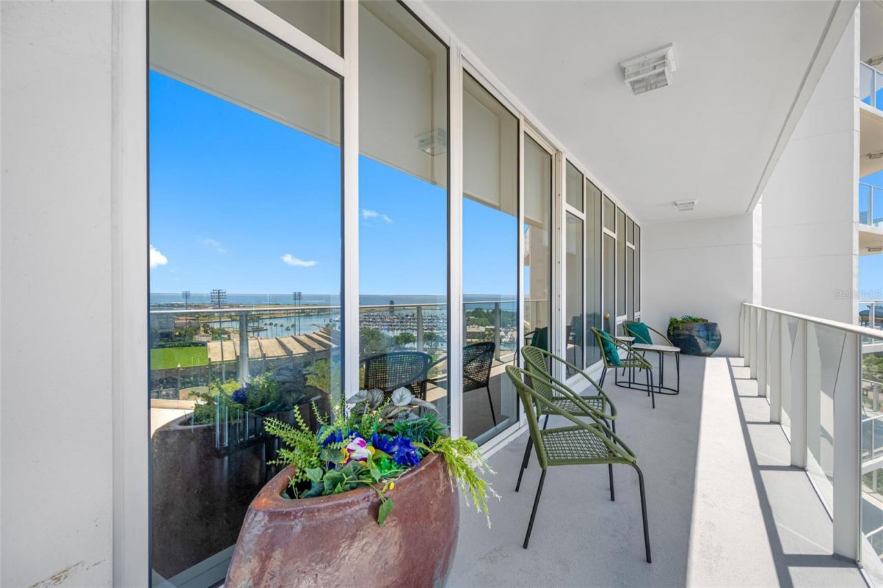 175 1st Street S, Unit 1204, Saint Petersburg, FL 33701 Photo