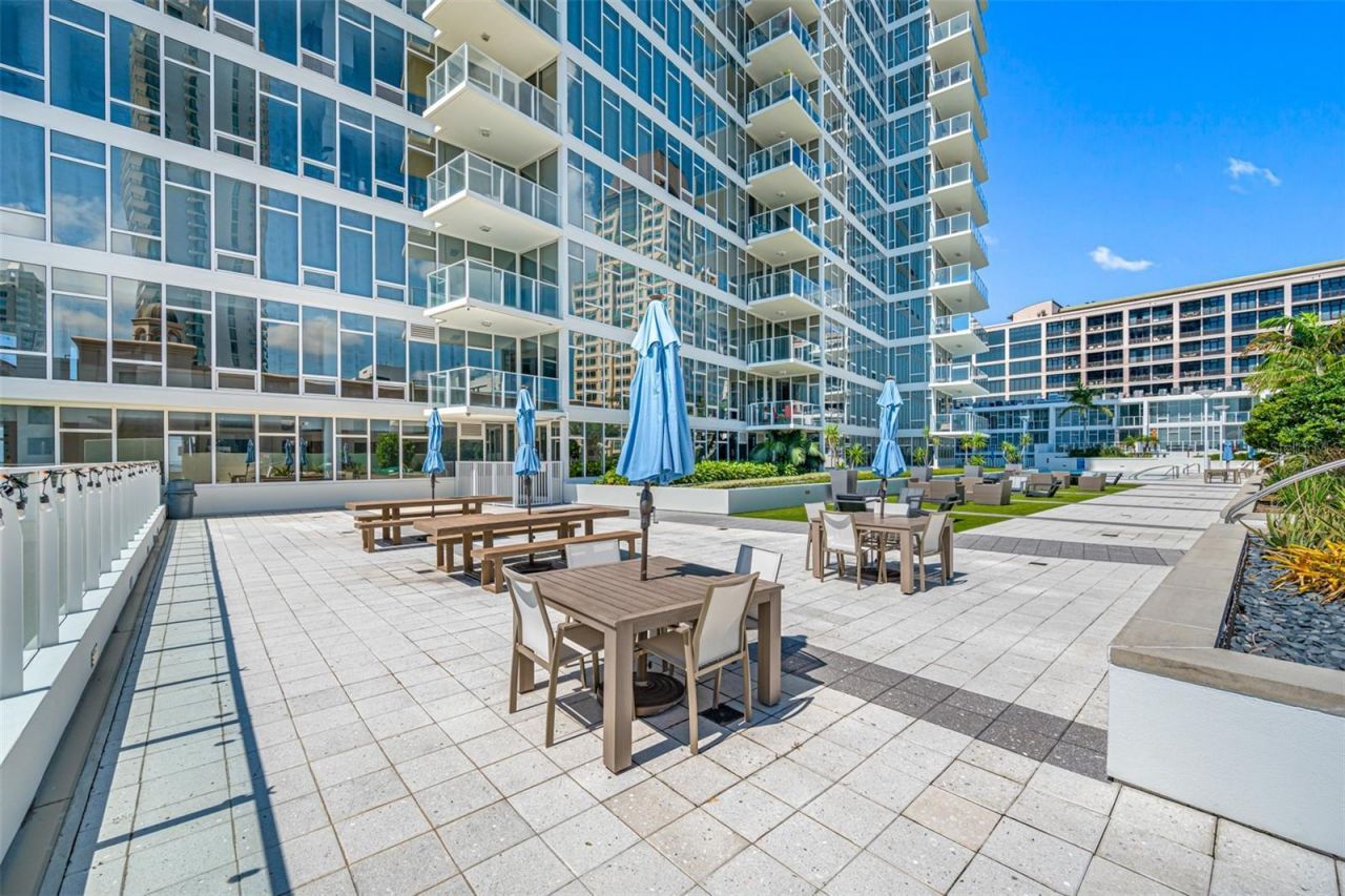 175 1st Street S, Unit 1204, Saint Petersburg, FL 33701 Photo