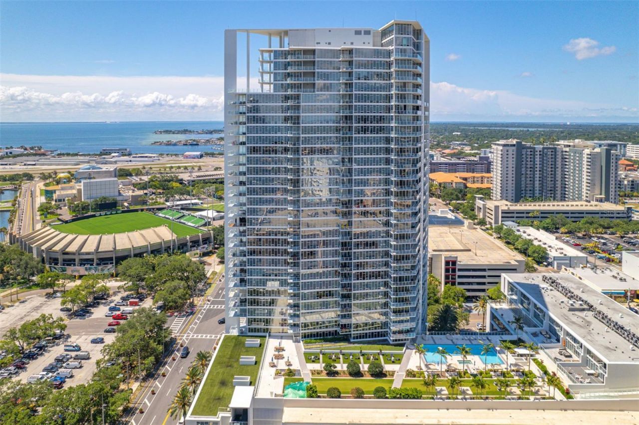 175 1st Street S, Unit 1204, Saint Petersburg, FL 33701 Photo
