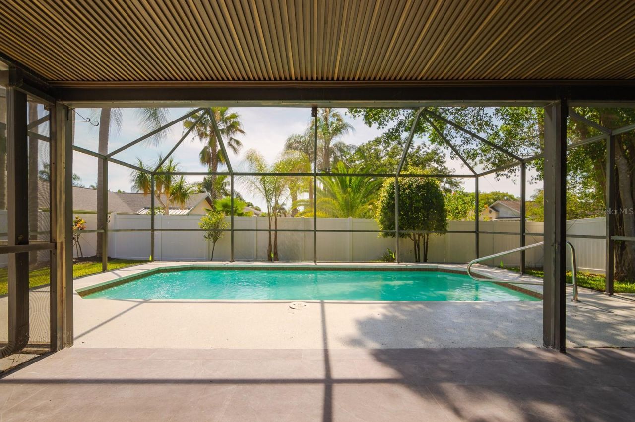 1043 Ridge View Lane, Palm Harbor, FL 34683 Photo