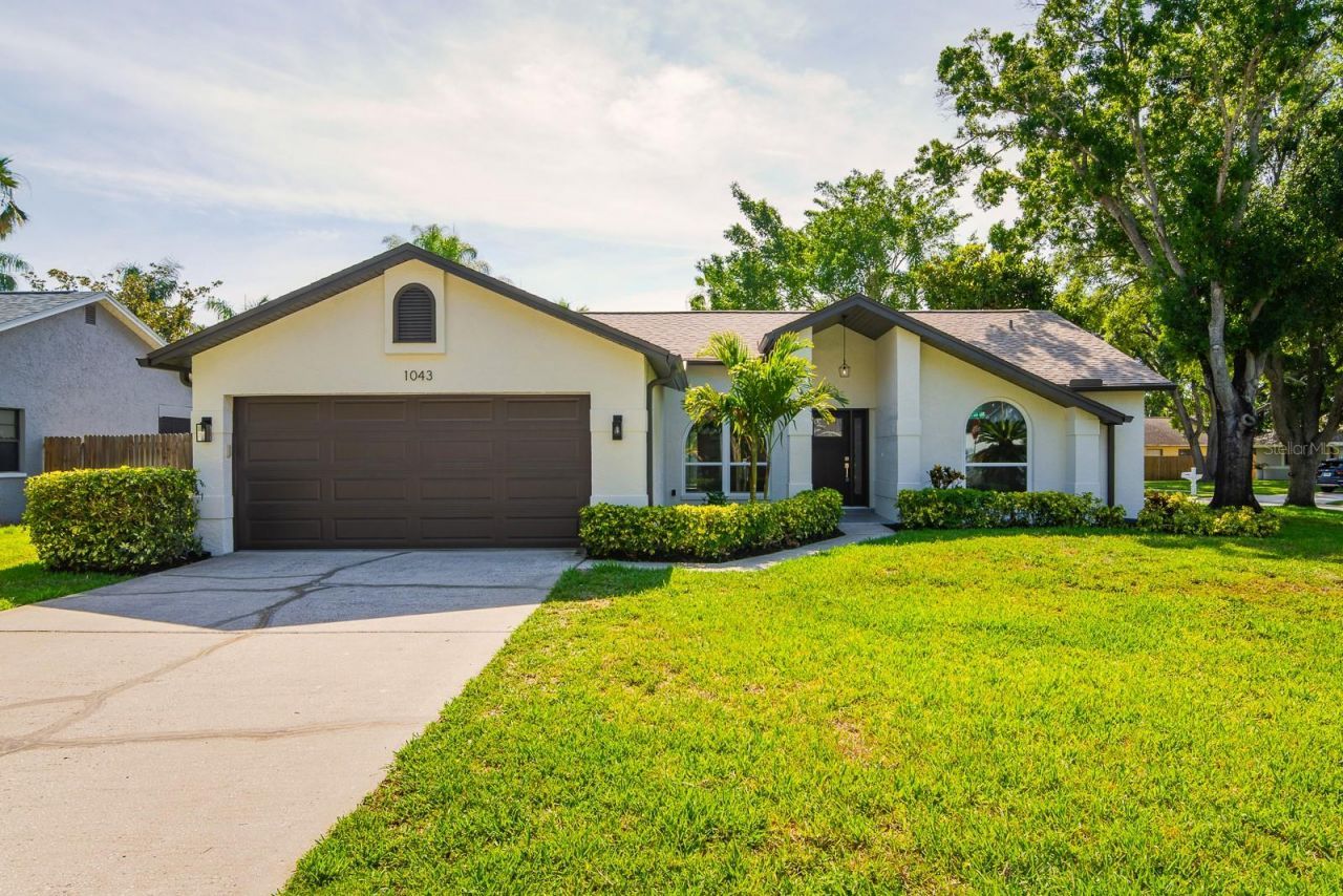 1043 Ridge View Lane , Palm Harbor, FL 34683 Photo