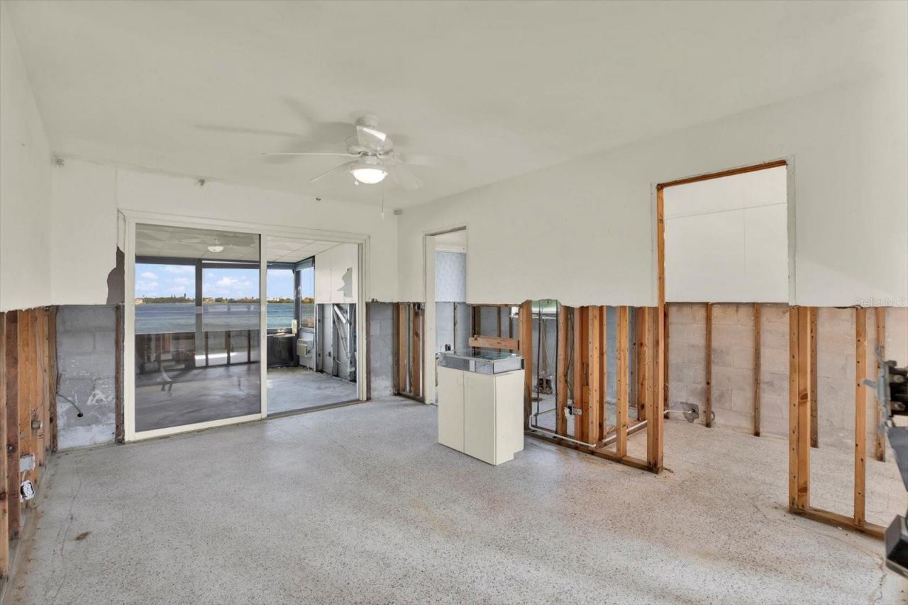 218 Driftwood Lane, Largo, FL 33770 Photo