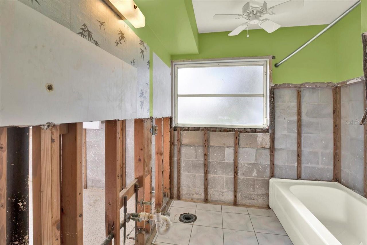 218 Driftwood Lane, Largo, FL 33770 Photo
