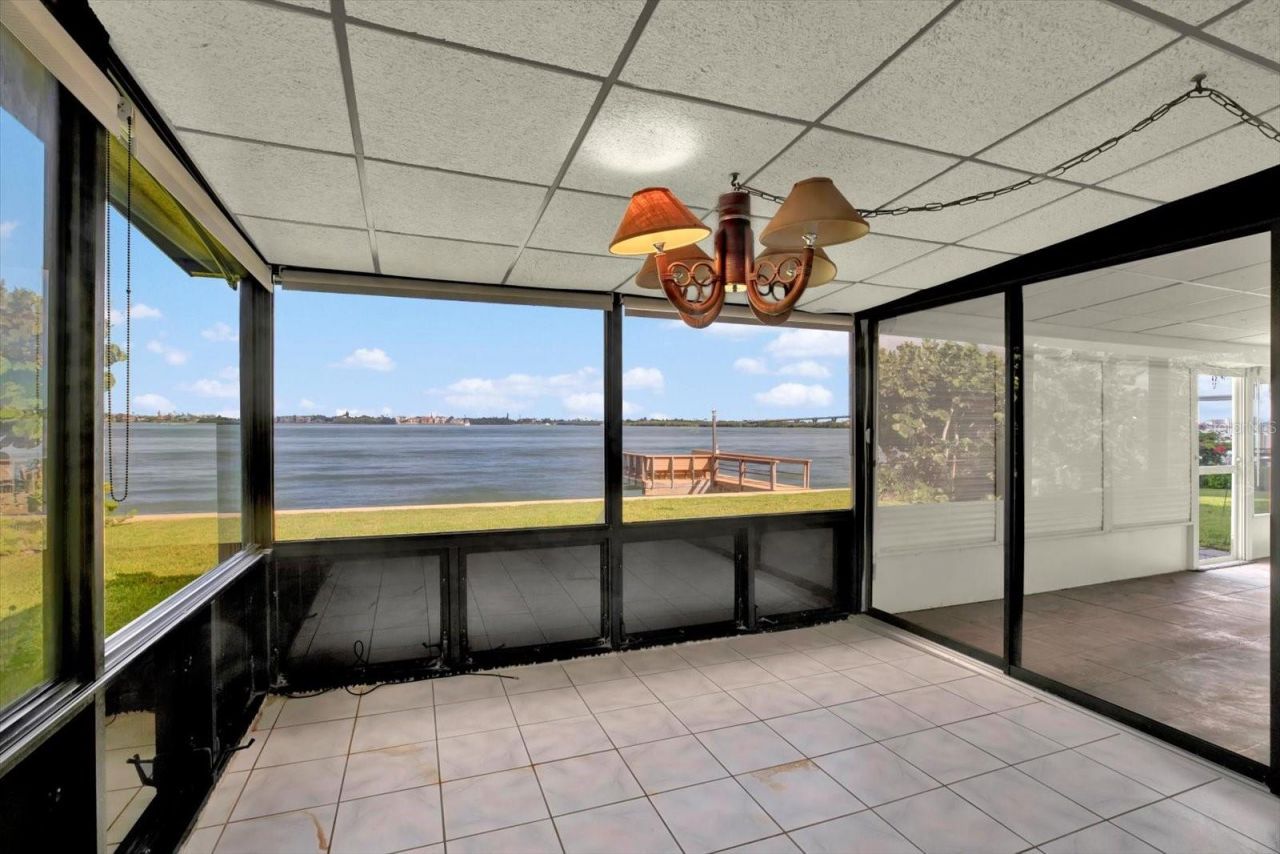 218 Driftwood Lane, Largo, FL 33770 Photo