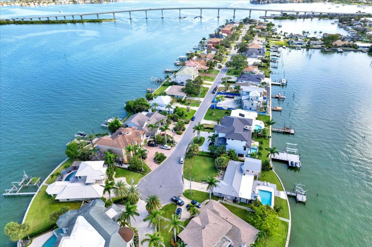 218 Driftwood Lane, Largo, FL 33770 Photo