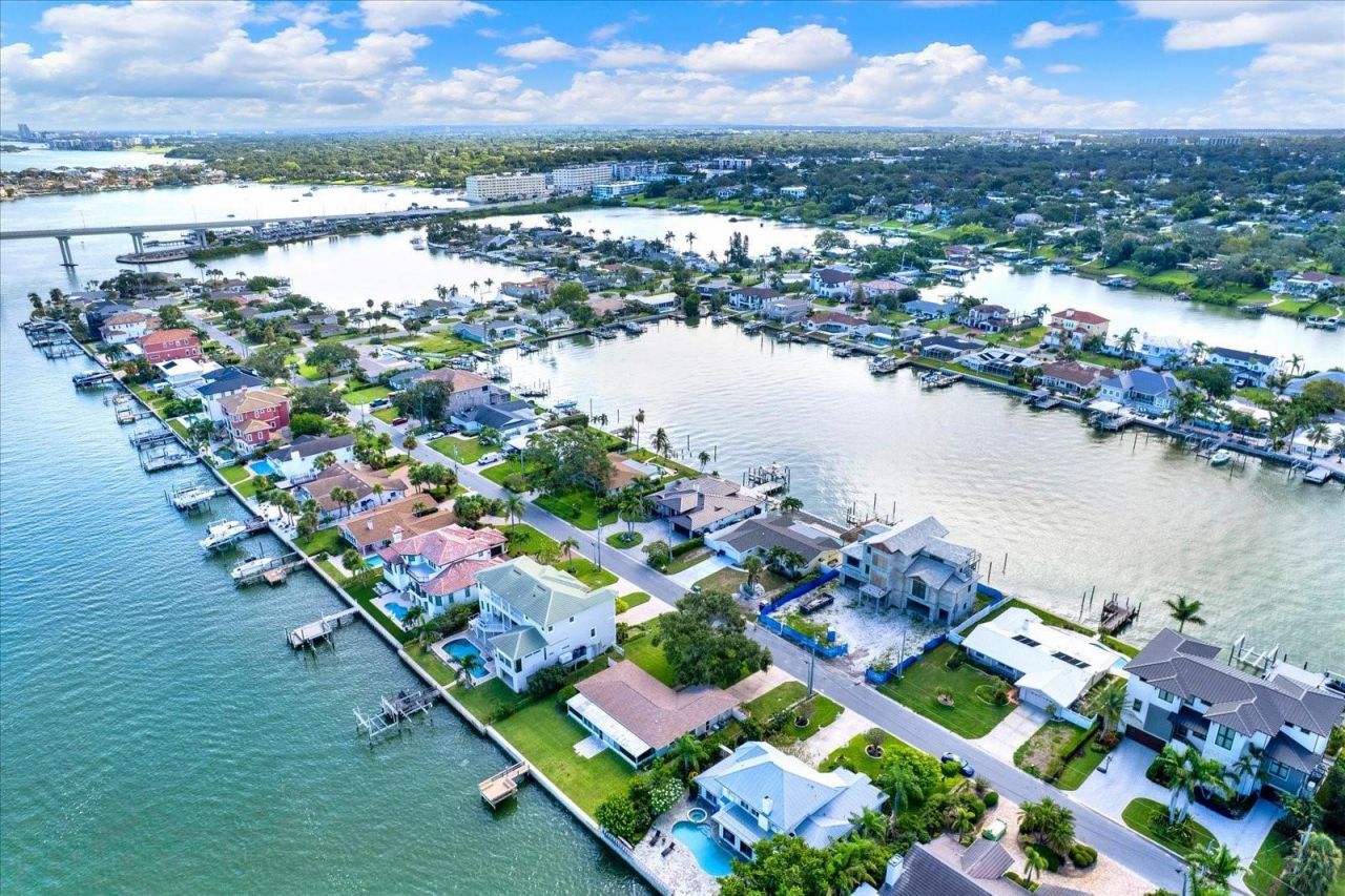 218 Driftwood Lane, Largo, FL 33770 Photo