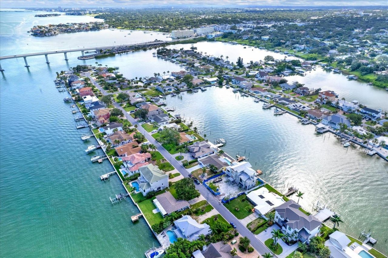 218 Driftwood Lane, Largo, FL 33770 Photo