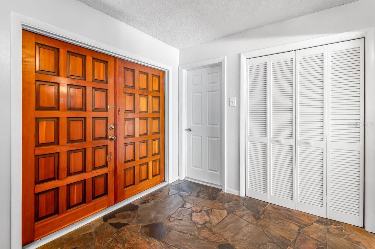 736 Flamingo Drive, Apollo Beach, FL 33572 Photo