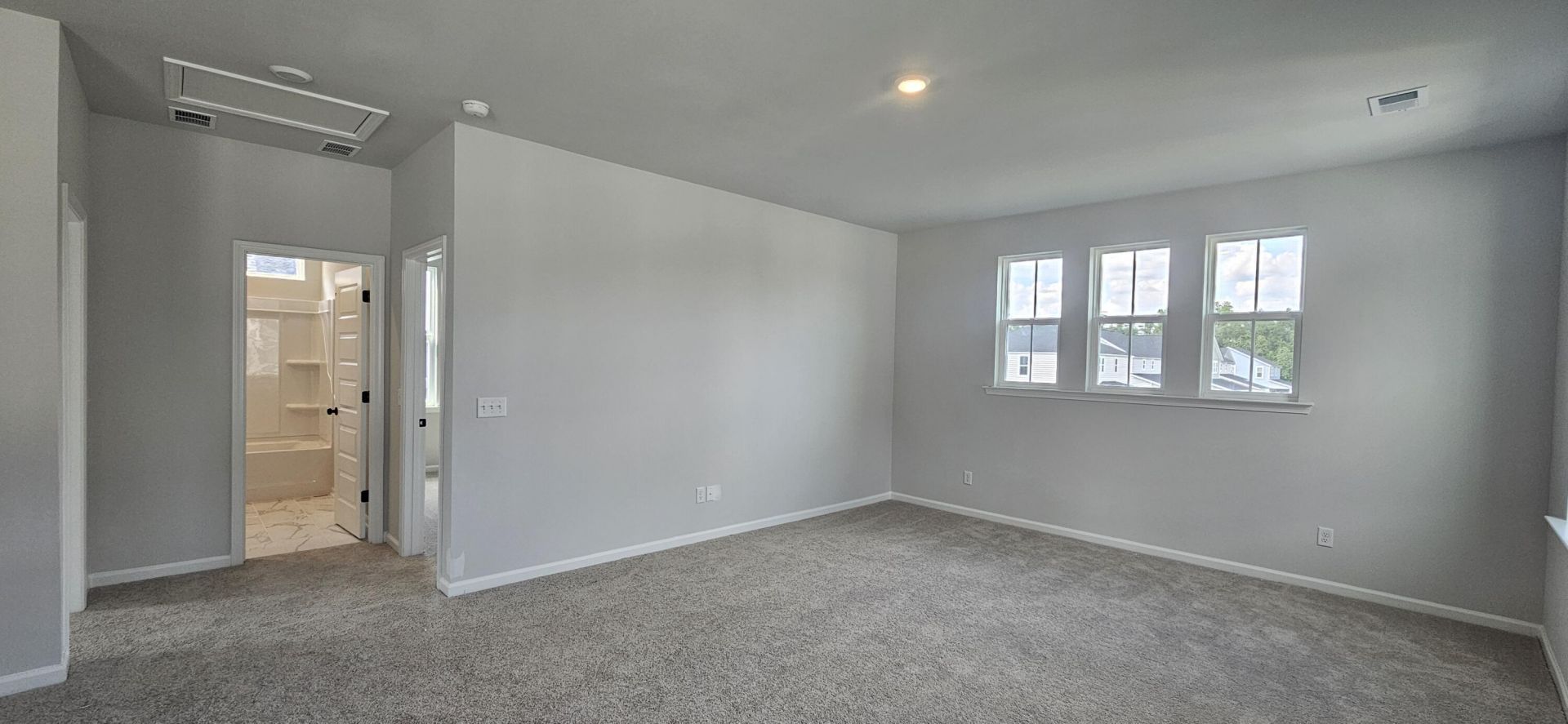 255 Maritime Street Photo 17