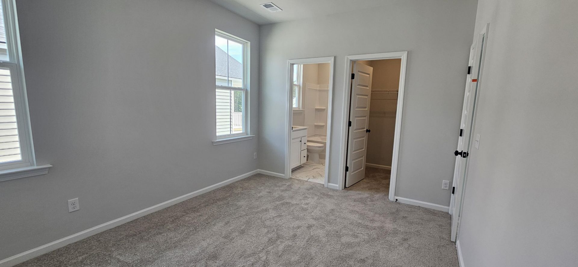 255 Maritime Street Photo 24