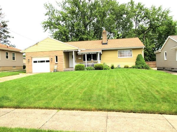 417 E Hazelcroft Ave, New Castle, PA 16105