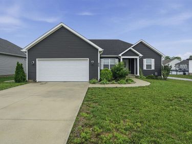 835 China Tree Way , Bowling Green, KY 42101