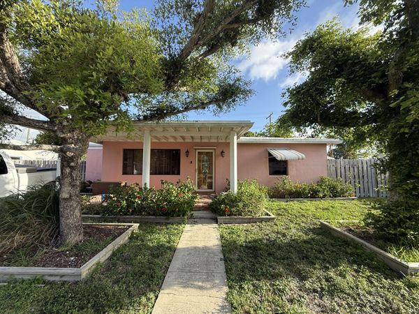 817 Elm Road, West Palm Beach, FL 33409