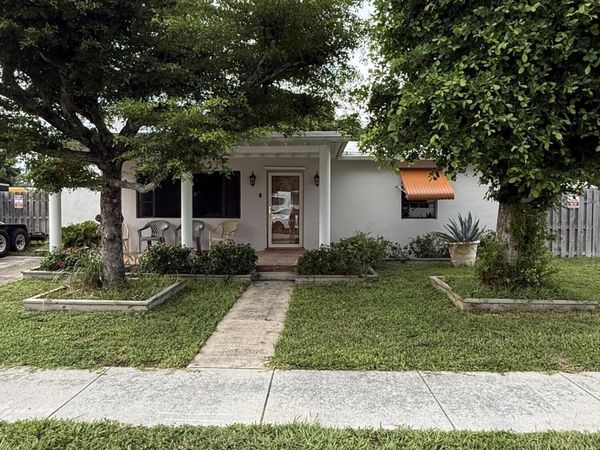 817 Elm Road, West Palm Beach, FL 33409