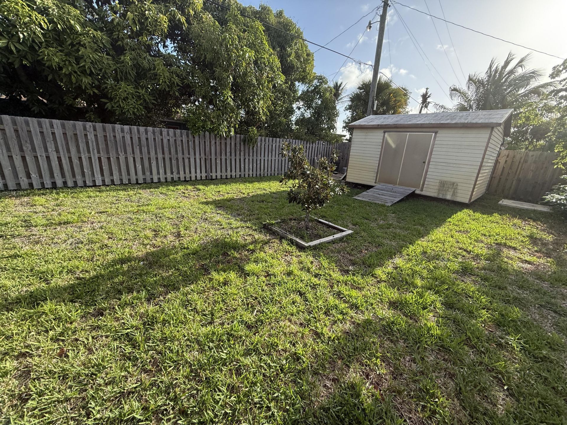 817 Elm Road, West Palm Beach, FL 33409 Photo