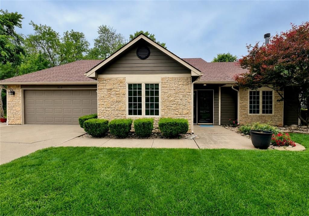 539 Bently Drive, Lawrence, KS 66049 Main Photo
