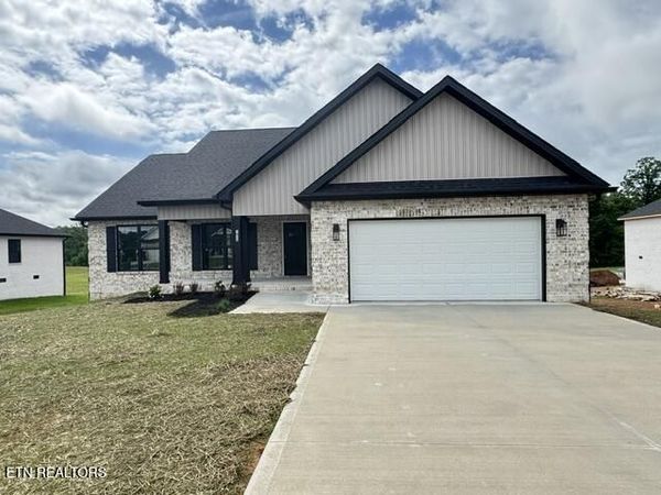 1032 Pathways Drive, Seymour, TN 37865