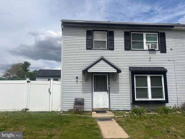 5 LOCUST COURT , SICKLERVILLE, NJ 08081