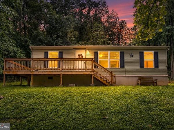 1148 N MOULSTOWN ROAD N, HANOVER, PA 17331
