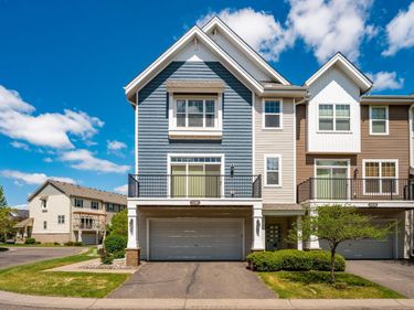 11808 Emery Village Drive N, Champlin, MN 55316