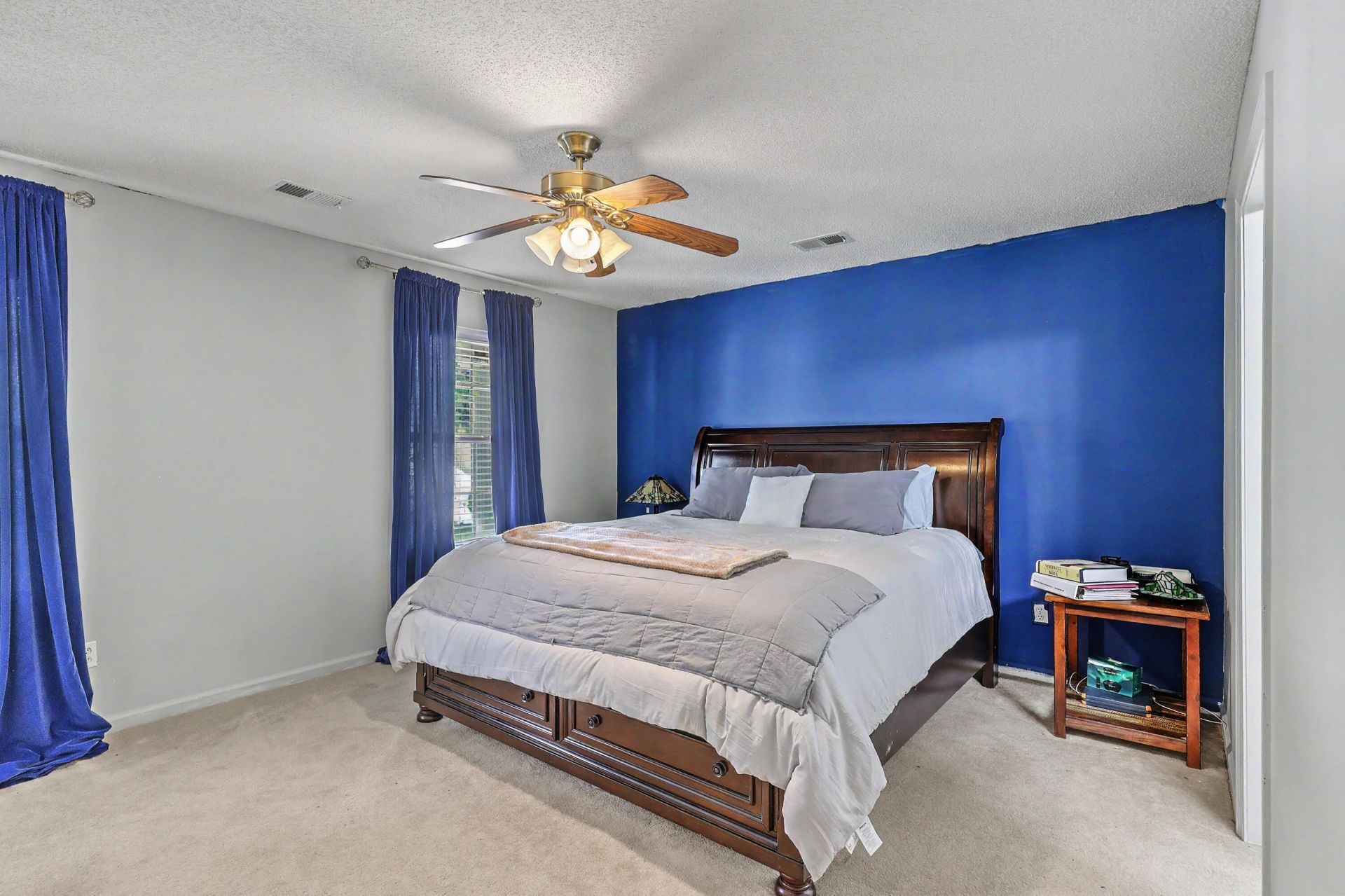 300 Dunning Road Photo 17