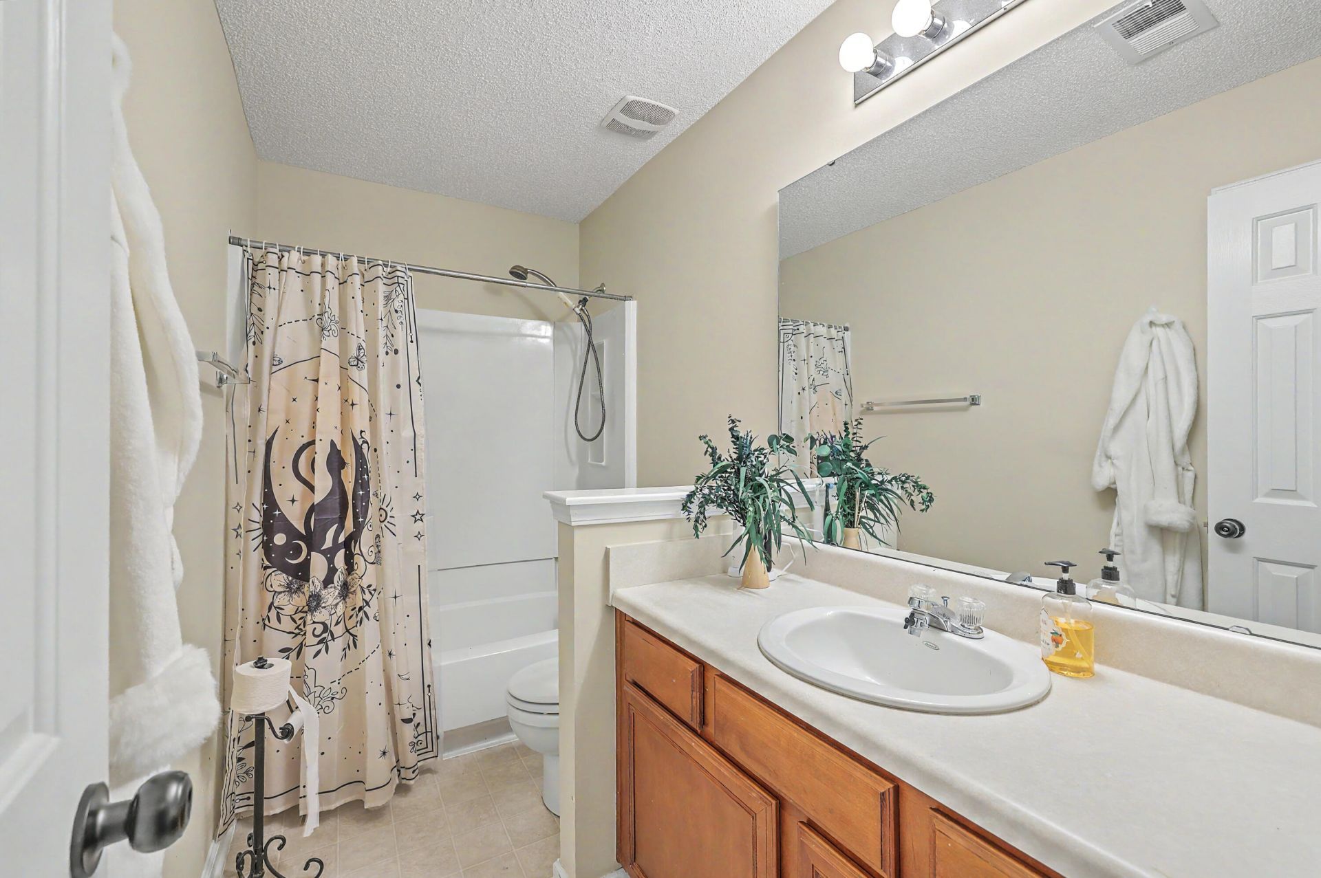 300 Dunning Road Photo 24