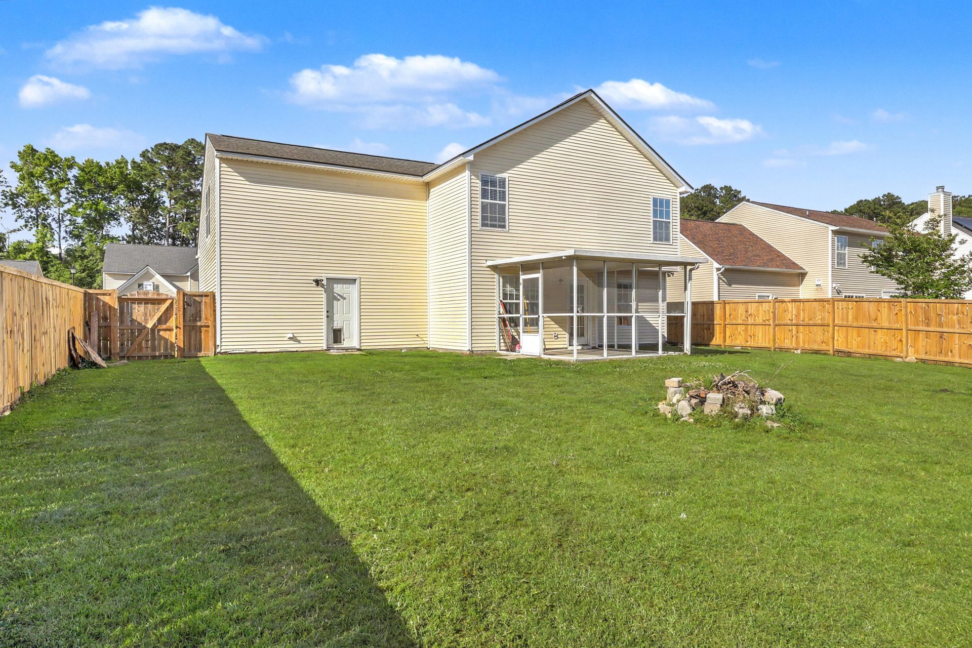 300 Dunning Road Photo 27