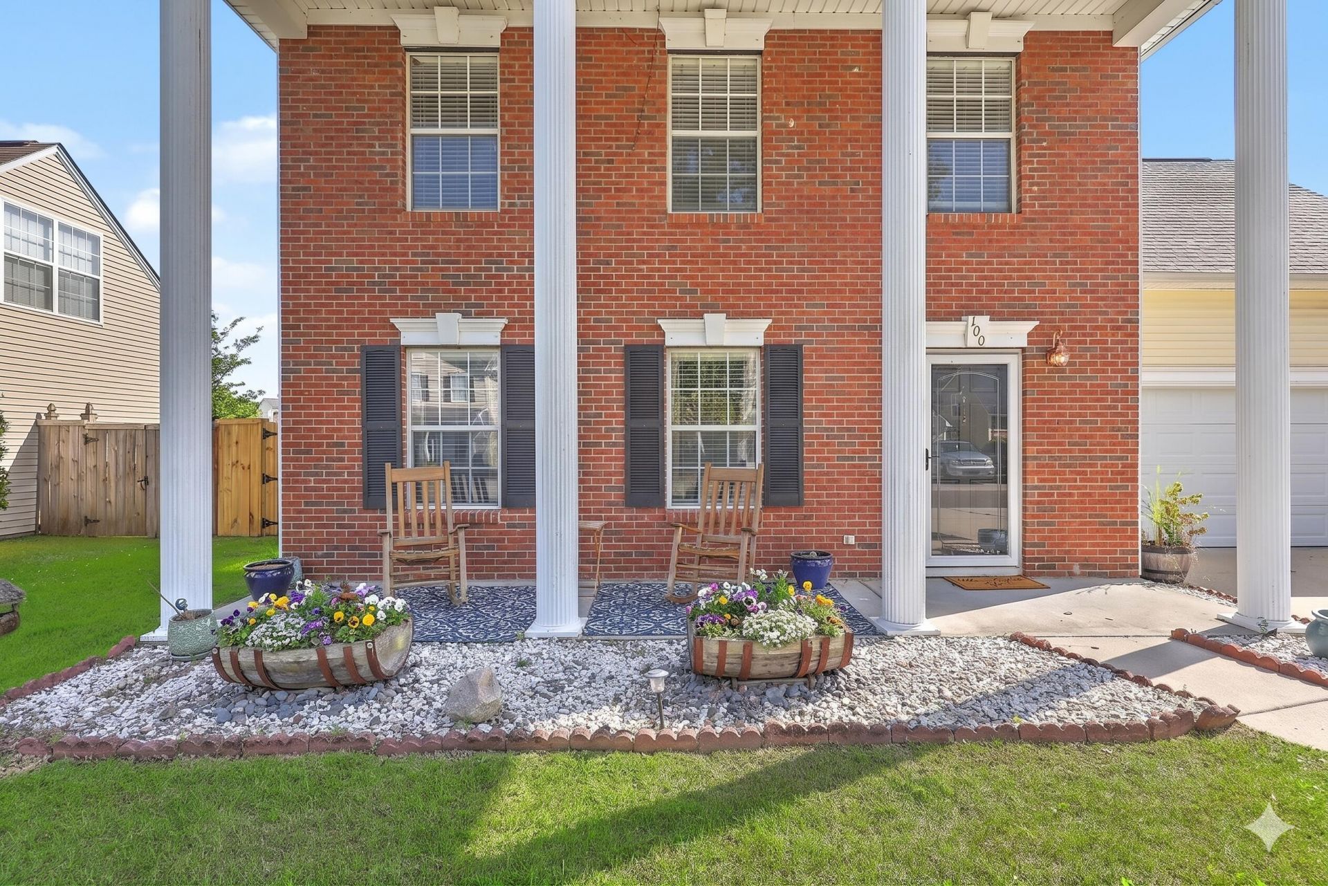 300 Dunning Road Photo 5