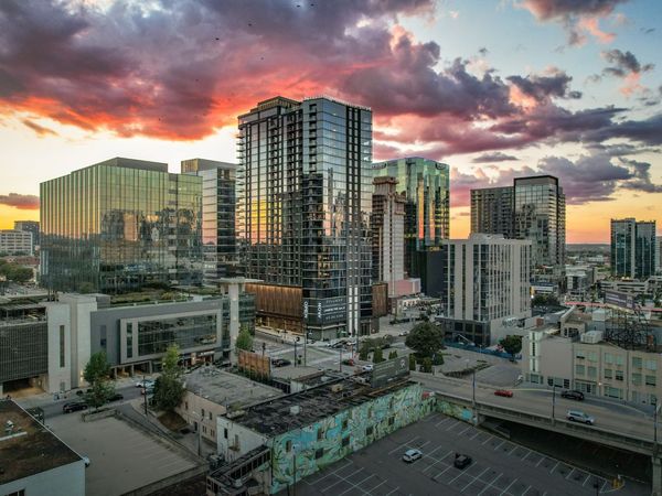 1212 Demonbreun St , Unit 1511, Nashville, TN 37203