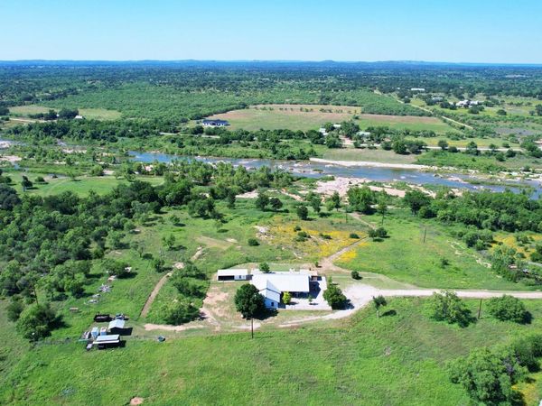 19811 W Ranch Road 152 RD, Llano, TX 78643