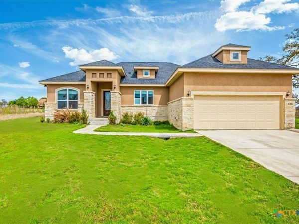 523 John Price , Blanco, TX 78606