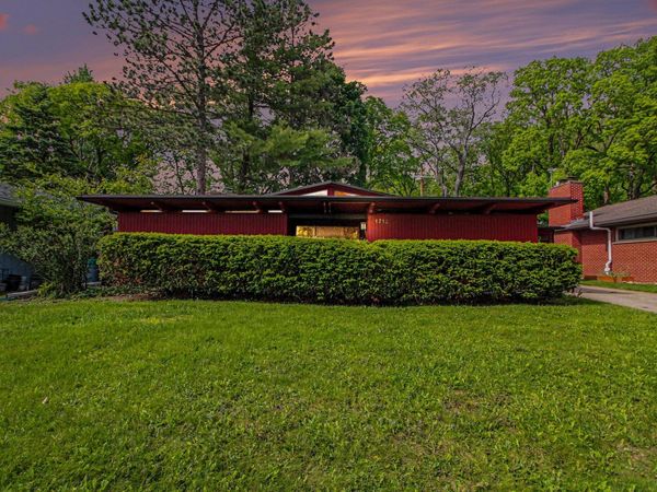1712 Arbordale Street, Ann Arbor, MI 48103
