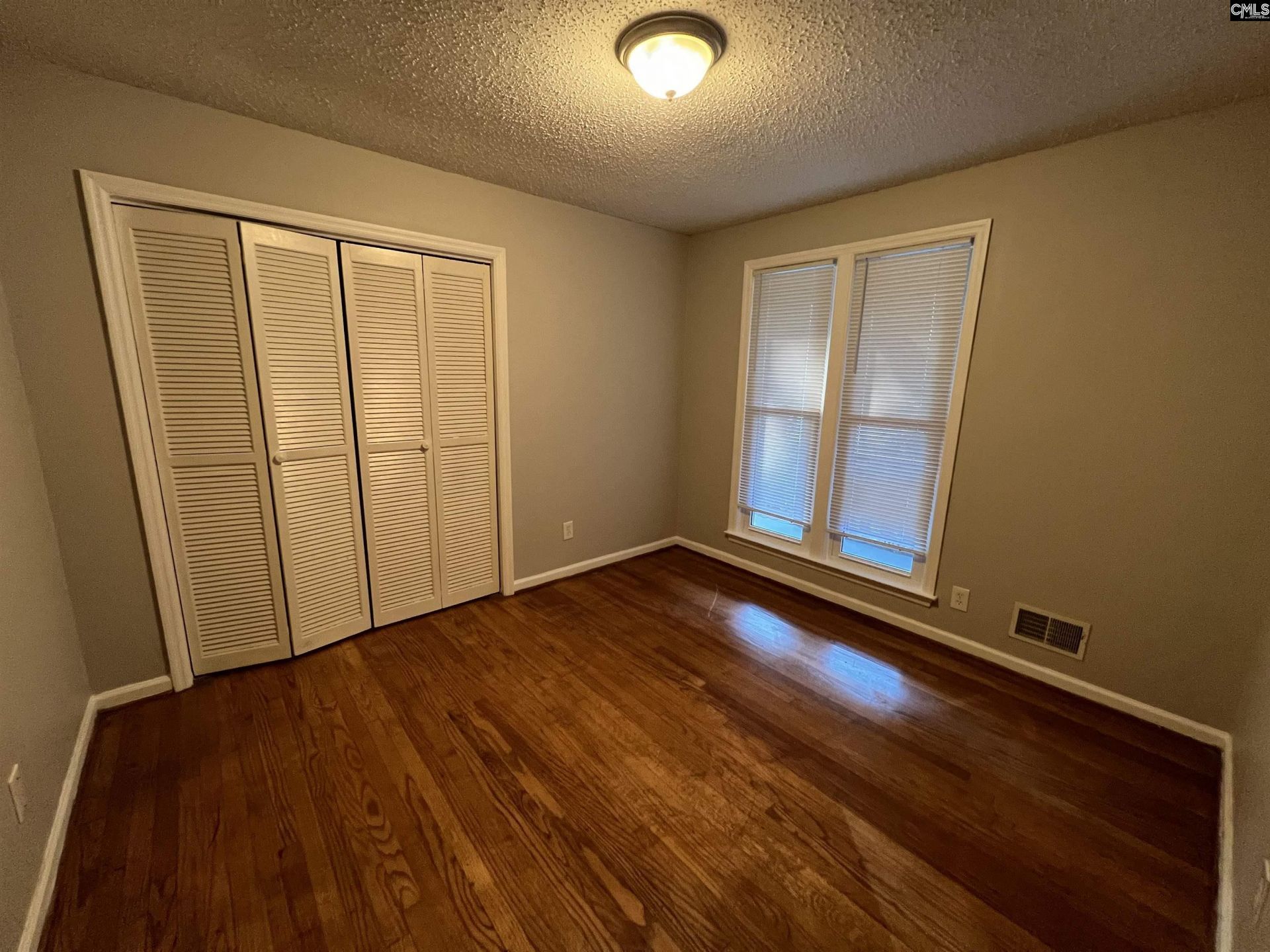 2014 Mary Hill Drive  Photo 4