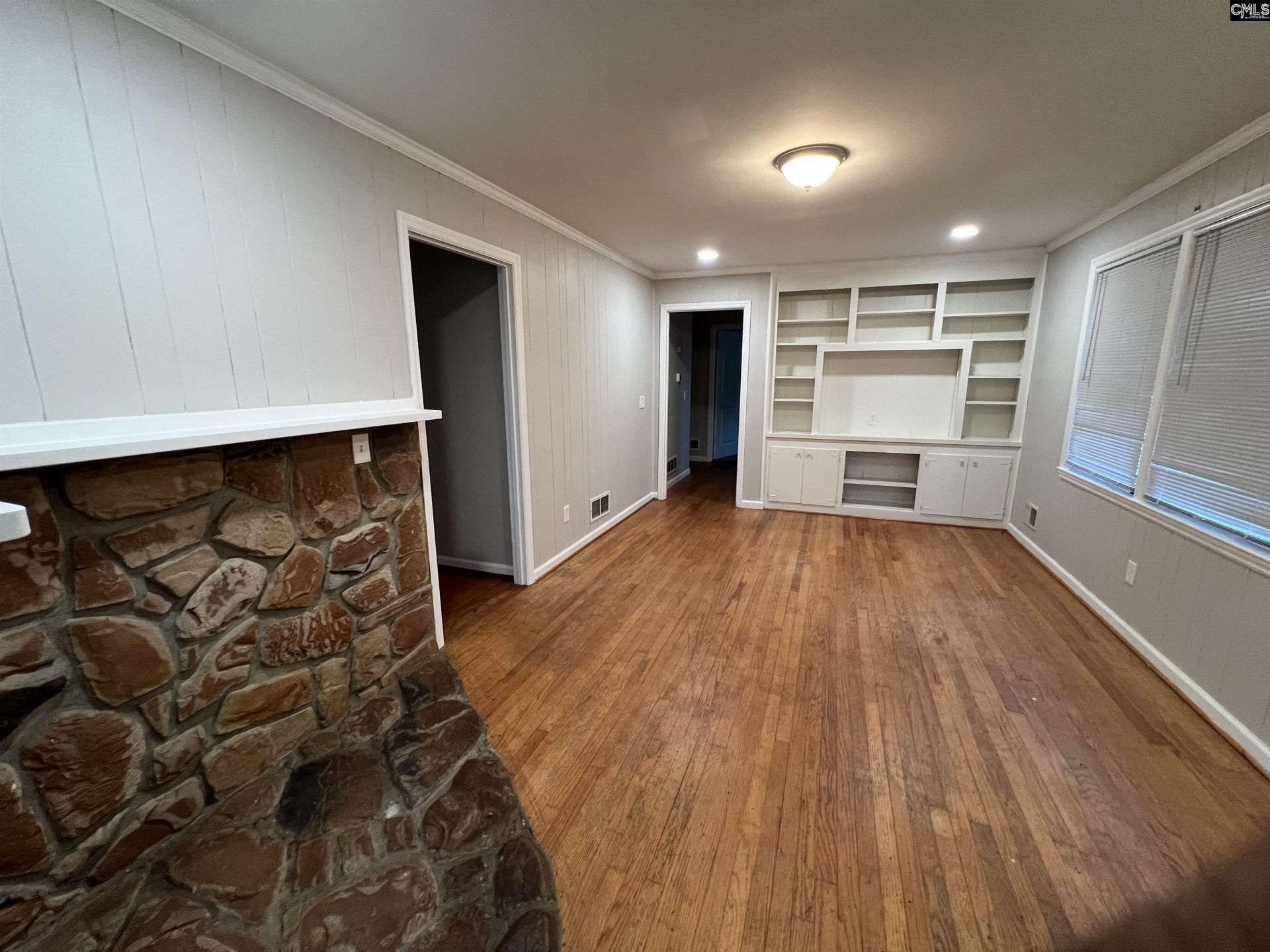 2014 Mary Hill Drive  Photo 6